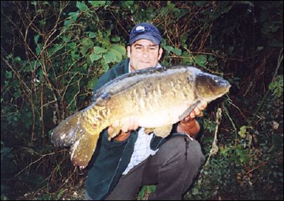 Gary Lyle Gary - 'Scaley' at 29lb 4oz - Nazeing South Lagoon